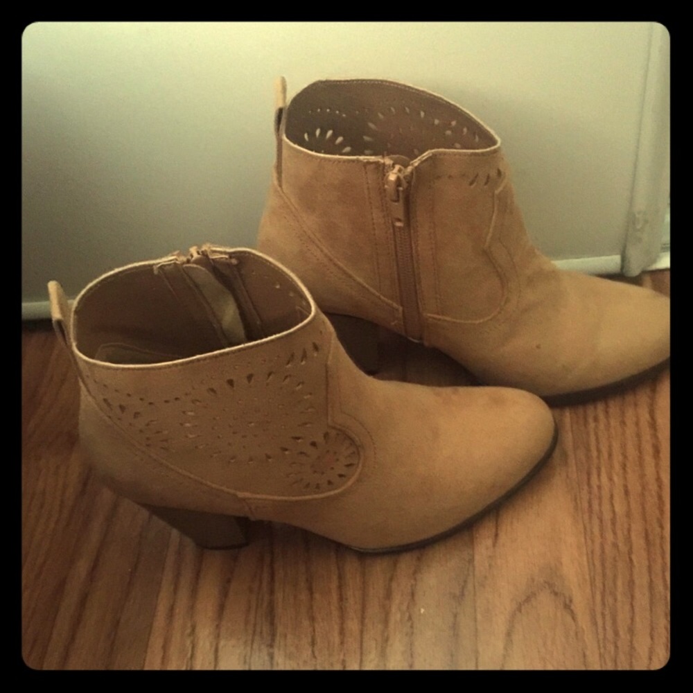 Qupid booties